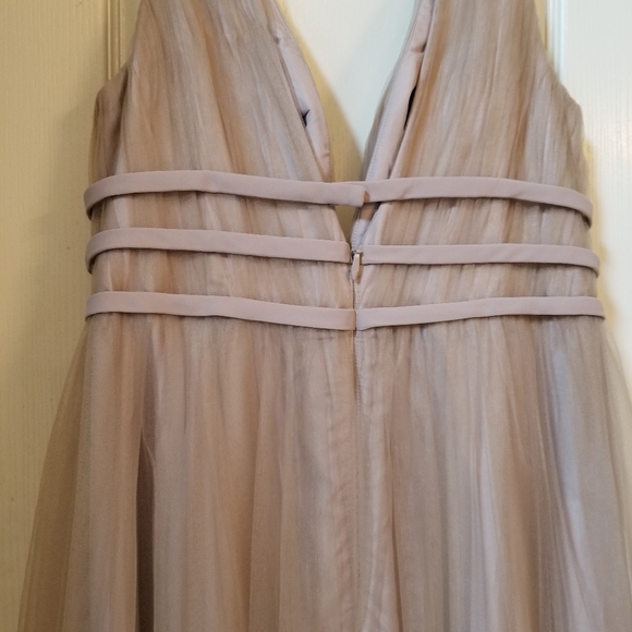 Taupe Bridesmaid Dress size 18 - Picture 5 of 5